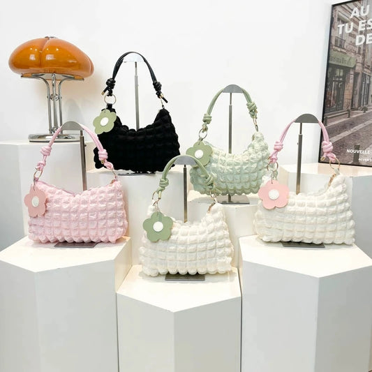 Sommerlig skulderveske – lett, elegant og trendy